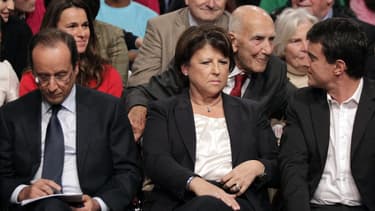 François Hollande serait largement devancé par Martine Aubry et Manuel Valls si une nouvelle primaire à gauche se tenait en vue de 2017.