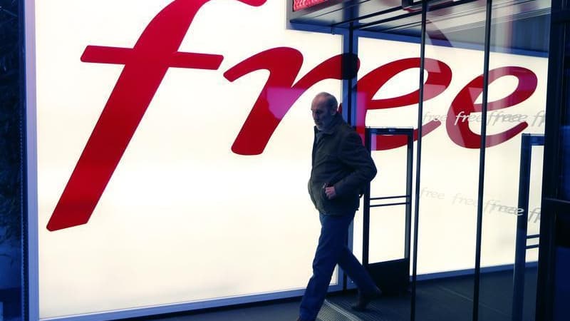 Free, fournisseur d'accès internet, attaque en dénigrement un universitaire de Nancy auquel elle reproche d'avoir prédit, peu après son arrivée comme quatrième opérateur sur le marché de la téléphonie mobile, des conséquences désastreuses pour l'emploi. /