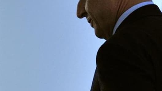 L'UMP lance ce mardi une campagne de défense du bilan du quinquennat de Nicolas Sarkozy avant même qu'il ne déclare sa candidature à un second mandat. Le parti majoritaire a prévu de diffuser six millions de tracts et une édition spéciale tirée à un milli