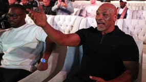 Mike Tyson lors d'un combat de boxe en février 2023