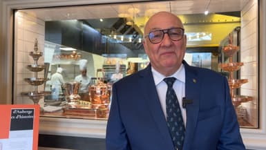 Jean-Philippe Merlin, maître de salle du restaurant Paul Bocuse lors de son dernier service le dimanche 2 février 2025