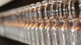 Parmi les décès liés à l'alcool, 40% surviennent avant 65 ans.