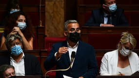 Le porte-parole de Jean-Luc Mélenchon, Alexis Corbière, à l'Assemblée nationale à Paris le 7 septembre 2021