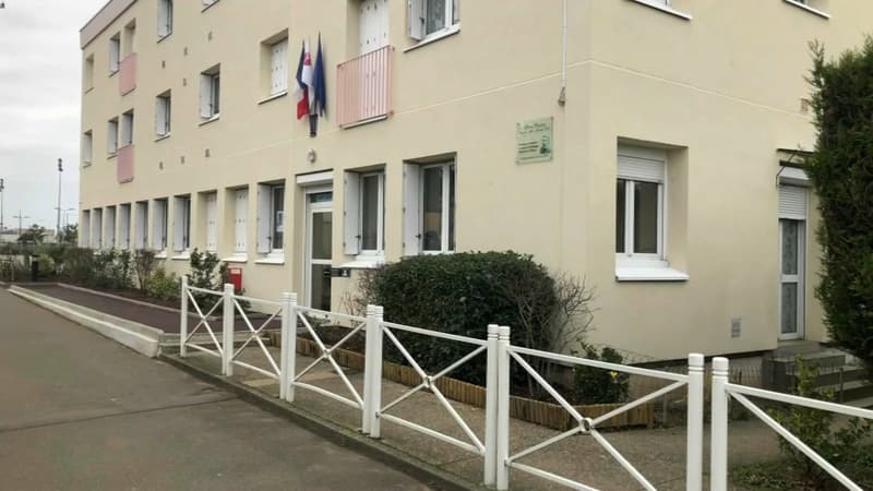 L'agression a eu lieu mardi devant le collège Albert-Thierry à Limay.