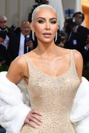 "Papys braqueurs", fuite rocambolesque... Le récit minute par minute du braquage de Kim Kardashian