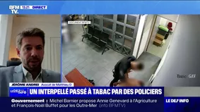 Espancamentos em delegacia de Paris: “Ele desabou completamente e reconheceu”, diz advogado de um dos policiais