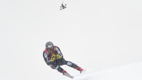 Un drone filme en direct le skieur norvégien Aleksander Aamodt Kilde en 2023