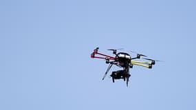 Le drone a été aperçu au-dessus d'une base militaire (illustration)