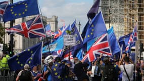 Les économistes de l'ONU estiment qu'un Brexit sans accord se traduirait pour les Britanniques par des pertes d'exportations d'au moins 16 milliards de dollars, soit 7% des exportations totales du Royaume-Uni vers l'UE.