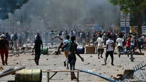 Des affrontements ont éclaté lors des manifestations contre le président burkinabé Blaise Compaoré