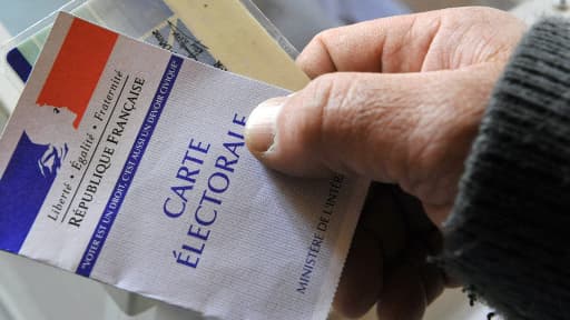 La participation à midi au second tour des élections municipales dimanche s'établit à 15,29%.