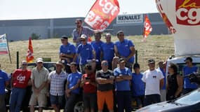 Des salariés de GM&amp;S bloquant le site de Renault
