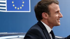 Emmanuel Macron au siège de la commission européenne à Bruxelles le 28 mai