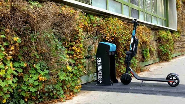 Une flotte de trottinettes électriques avec bornes de recharge et application dédiée aux salariés, c'est ce que propose Pat'Com avec son offre Green Riders.