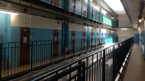 Jean-Jacques Urvoas veut brouiller les portables en prison
