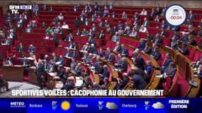 "C'est la cacophonie à tous les étages": les oppositions agacées par les dissensions au sein du gouvernement sur le port du voile dans le sport