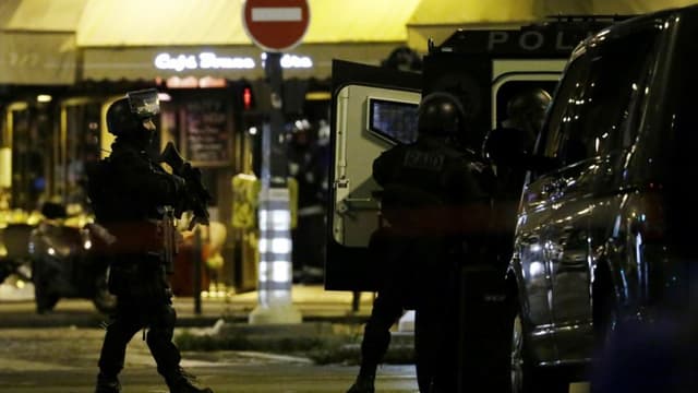 Opération de police en cours à Saint-Denis