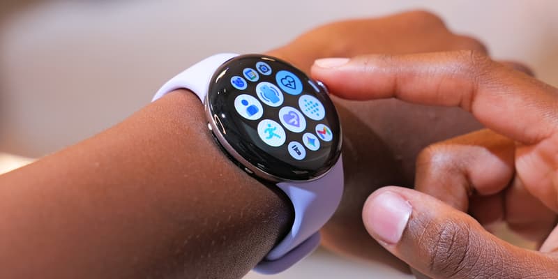 La Pixel Watch 4 dispose d'un nouvel écran bombé.