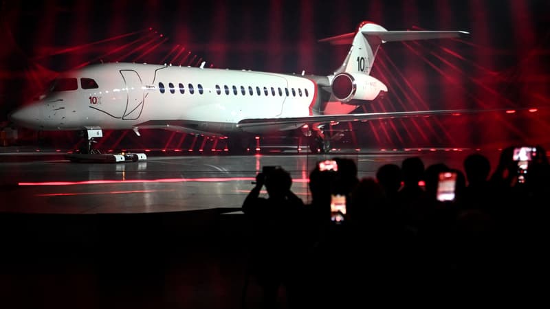 Dassault présente le Falcon 10X: du Rafale au jet privé, retour sur une saga industrielle française