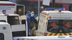 Les services de secours à Mulhouse en pleine crise du coronavirus.