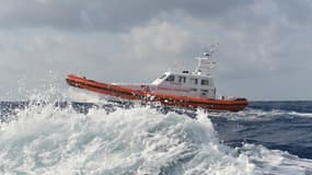 Les autorités italiennes espèrent encore retrouver les corps des victimes du naufrage de Lampedusa le 5 octobre 2013.