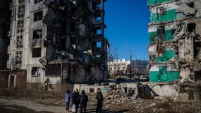 Photo d'immeubles endommagés à Kiev en février 2023.