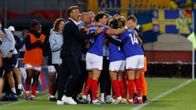L'équipe de France féminine face à la Suède, le 12 juillet 2024.