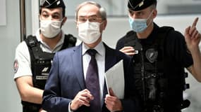 Claude Guéant le 18 octobre 2021 au tribunal de Paris pour le procès des sondages de l'Elysée 
