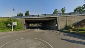 Le pont de l’A21, à Montigny-en-Gohelle.
