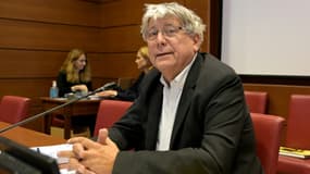 Le député LFI Eric Coquerel, président de la commission des Finances, pose le 16 octobre 2024 à l'Assemblée nationale à Paris