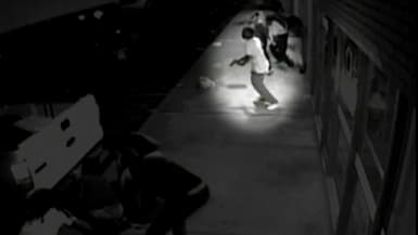 Cette image de vidéosurveillance laisse apparaître Tyrone Harris une arme à la main ce qui accrédite la thèse de la police après les affrontements de Ferguson dimanche