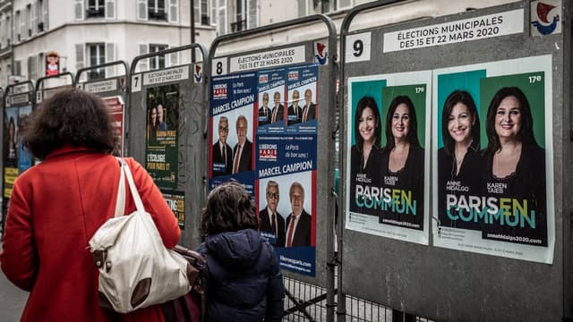 Affiches électorales pour les municipales de 2020 à Paris