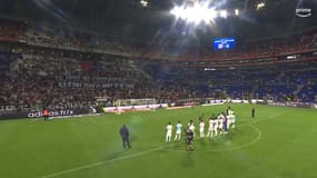 Les joueurs de l'OL face aux Bad Gones après la défaite contre le PSG