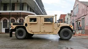 Un millier de gardes nationaux ont pris position dans des véhicules dans les rues presque désertes de la Nouvelle-Orléans. L'ouragan Isaac a atteint les côtes de l'extrême sud-est de la Louisiane, charriant des vents forts et des pluies battantes. /Photo