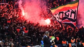 Des supporters parisiens lors de PSG-Belgrade