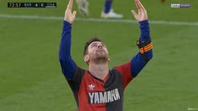 Messi rend hommage à Maradona