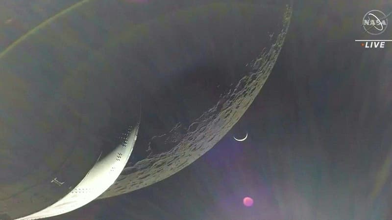 La Lune et la Terre photgraphiées par la capsule Orion, ce 5 décembre 2022.