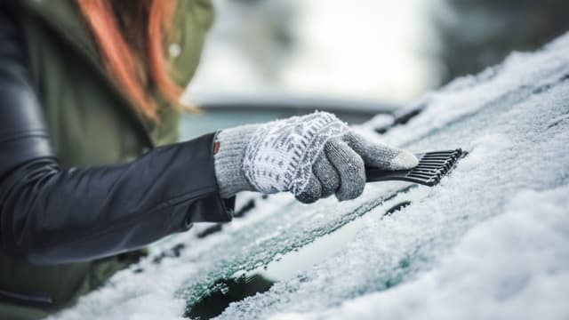 Pneus hiver, chaînes, chaussettes, conduite sur neige : nos conseils
