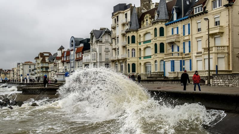 Grandes marées à Wimereux, dans le Pas-de-Calais, en février 2015 (image d'illustration)