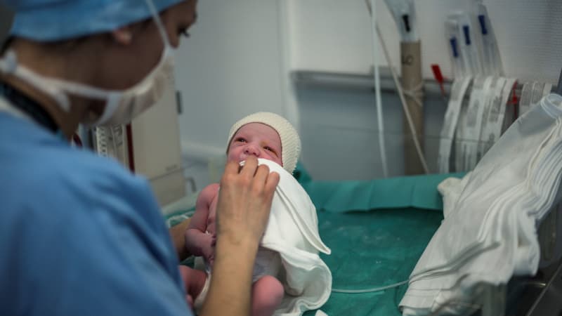Les naissances ne suffiront bientôt plus à compenser les décès en France