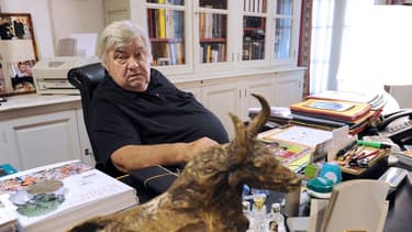 La relève familiale à la tête du groupe dont Louis Nicollin avait repris les rênes en 1977, est assurée par son fils, Olivier, directeur général.