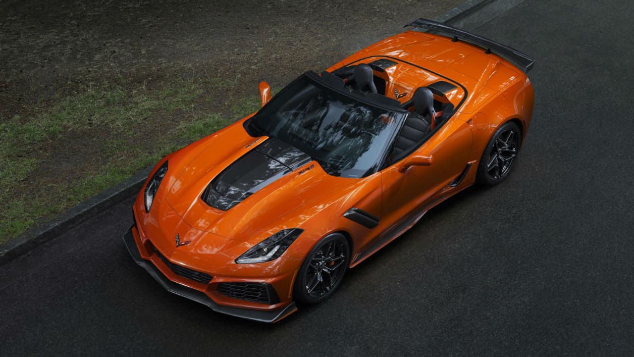 Cette version cabriolet pourra dépasser les 321 km/h.