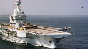 Le futur porte-avions entrera en service à l'horizon 2040, soit un peu avant la mise en retraite du Charles de Gaulle (photo) qui est entré en fonction en 2000.