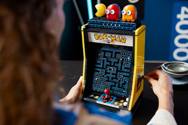 La borne Arcade LEGO Pac-Man