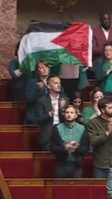  La députée LFI, Rachel Keke, a brandi un drapeau palestinien à l’Assemblée 