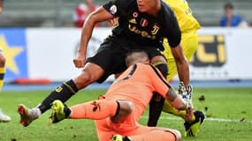 Cristiano Ronaldo a fracturé le nez de Stefano Sorrentino. 