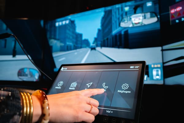 Interacting with a screen built into your car can cause you to lose concentration for too long.