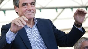 François Fillon n'a pas "le culte des sauveurs", a-t-il affirmé, en évoquant le retour de Nicolas Sarkozy.