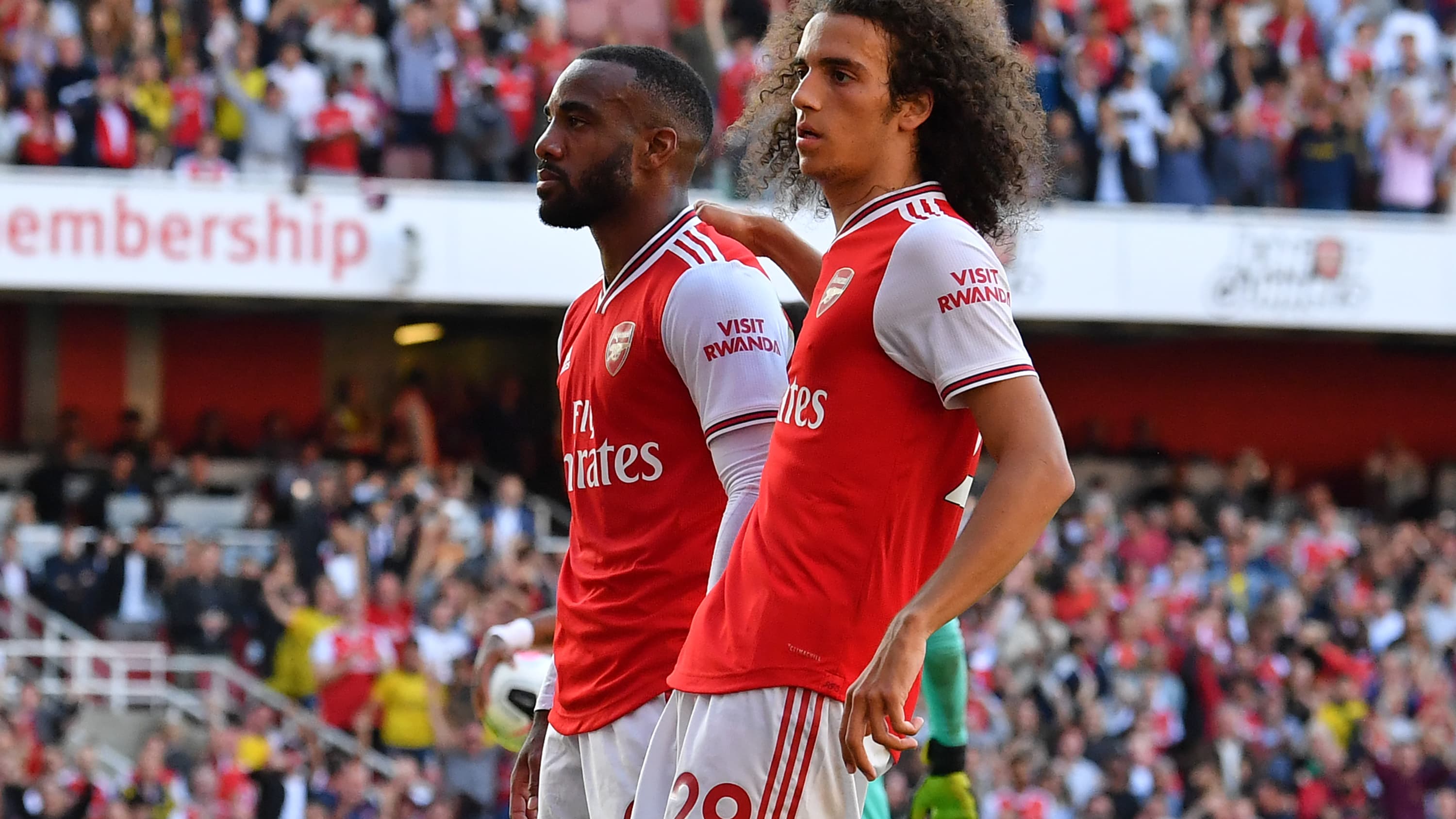 Mattéo Guendouzi s'éclate avec Alexandre Lacazette et Arsenal