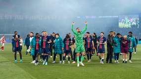 Le PSG célèbre sa qualification en finale de la Ligue des champions, le 7 mai 2025.